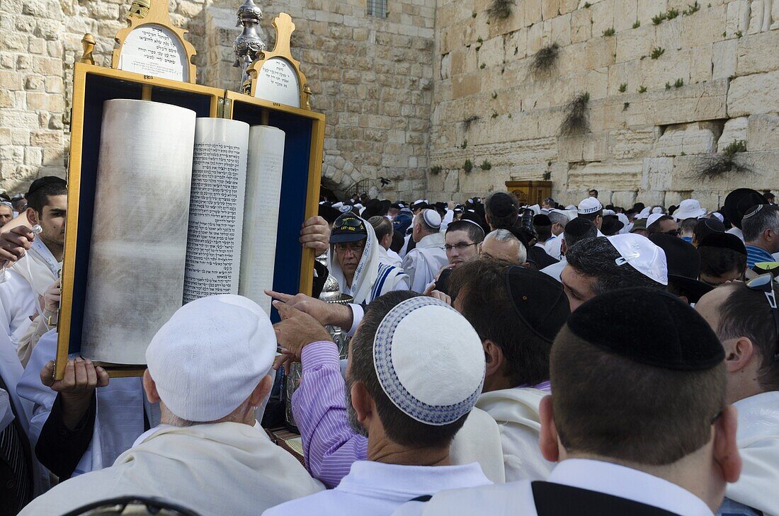Traditional Cohen's Benediction at the Western Wall during the Passover Jewish festival, Jerusalem Old City, Israel, Middle East