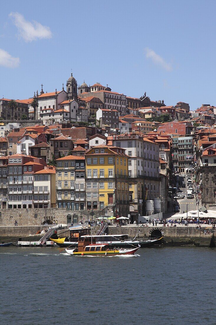 The riverside Ribeira District, UNESCO World Heritage Site, Porto, Douro, Portugal, Europe