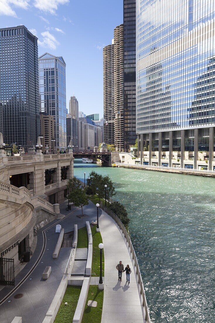 Glass towers along the Chicago River, Chicago, Illinois, United States of America, North America