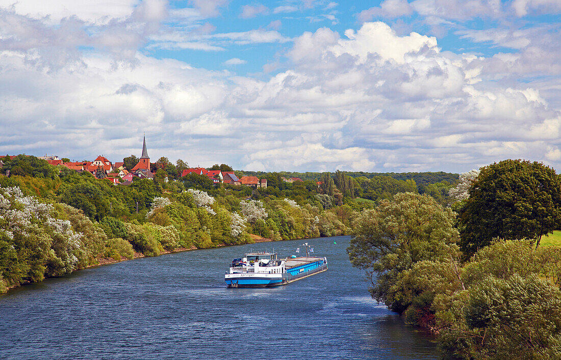 View from Untereuerheim across the river Main at Ottendorf, Unterfranken, Bavaria, Germany, Europe