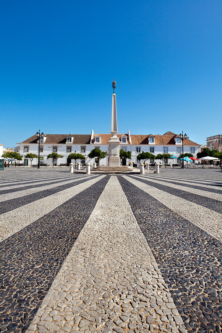 Obelisk on the town square, Vila Real de Santo Antonio, Algarve, Portugal