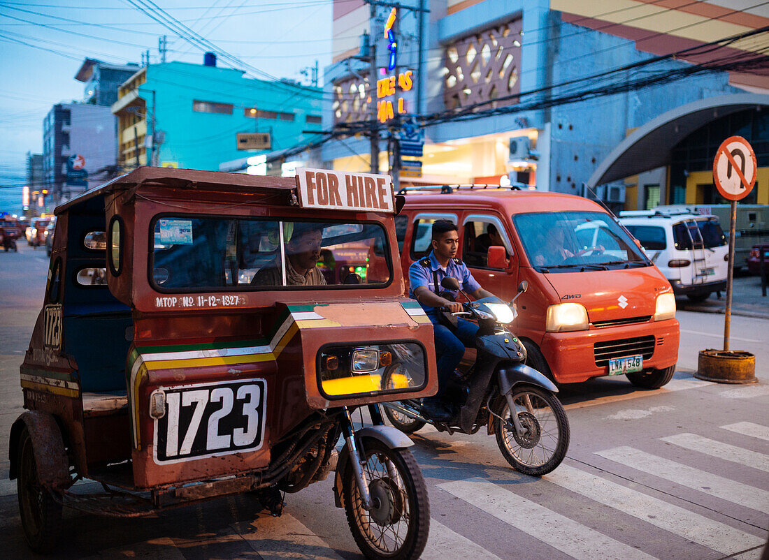 Tuk tuk, Tagbilaran, Bohol Island, Visayas, Philippines, Southeast Asia, Asia