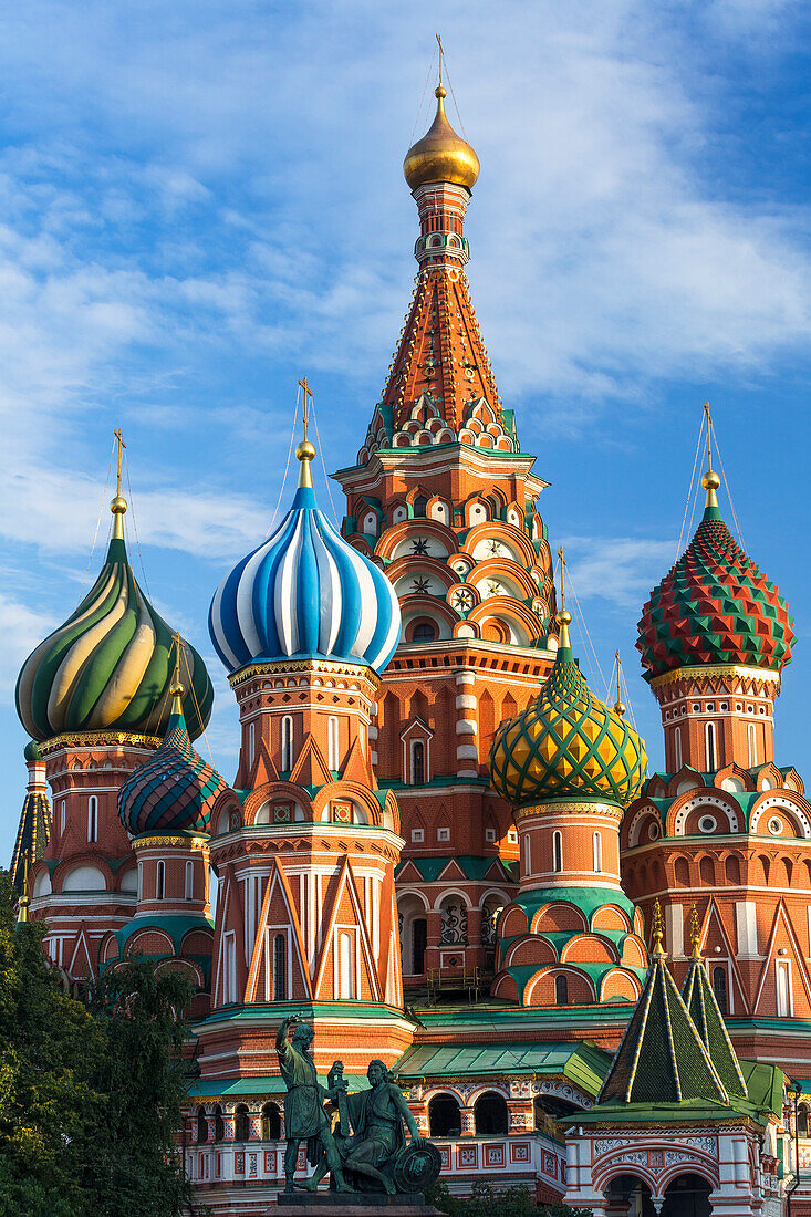 St. Basils Cathedral in Red Square, UNESCO World Heritage Site, Moscow, Russia, Europe