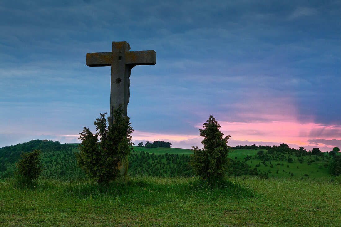 Calvary near Alendorf, nature reserve Lampertstal, Eifelsteig, Eifel, Rhineland-Palatinate, Germany