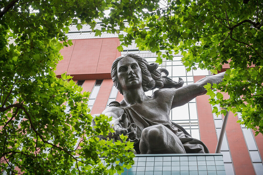 'Portlandia sculpture by Raymond Kaskey above the entrance of the Portland Building in downtown; Portland, Oregon, United States of America'