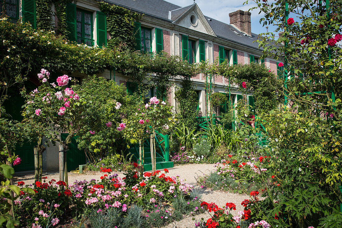 the garden of the clos normand and the impressionist painter claude monet's house, giverney, eure (27), normandy, france
