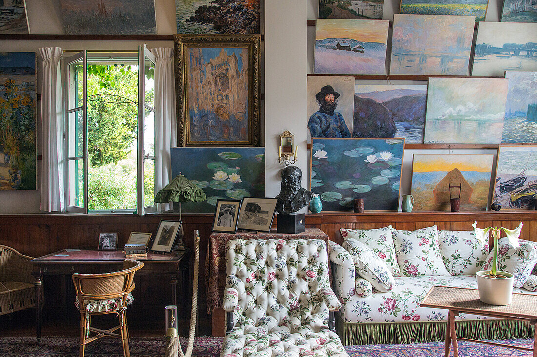 the studio-salon and its paintings, the impressionist painter claude monet's house, giverney, eure (27), normandy, france