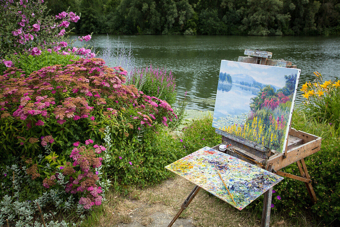 the painter michele ratel's palette, poses, eure (27), normandy, france