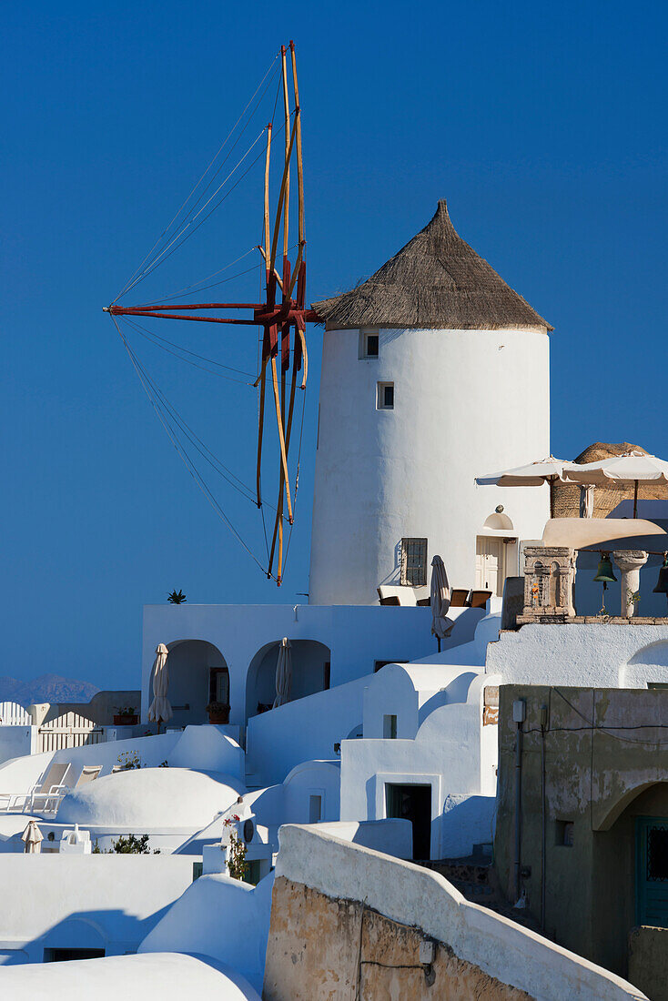An old windmill, Oia, Santorini, Cyclades, Greek Islands, Greece