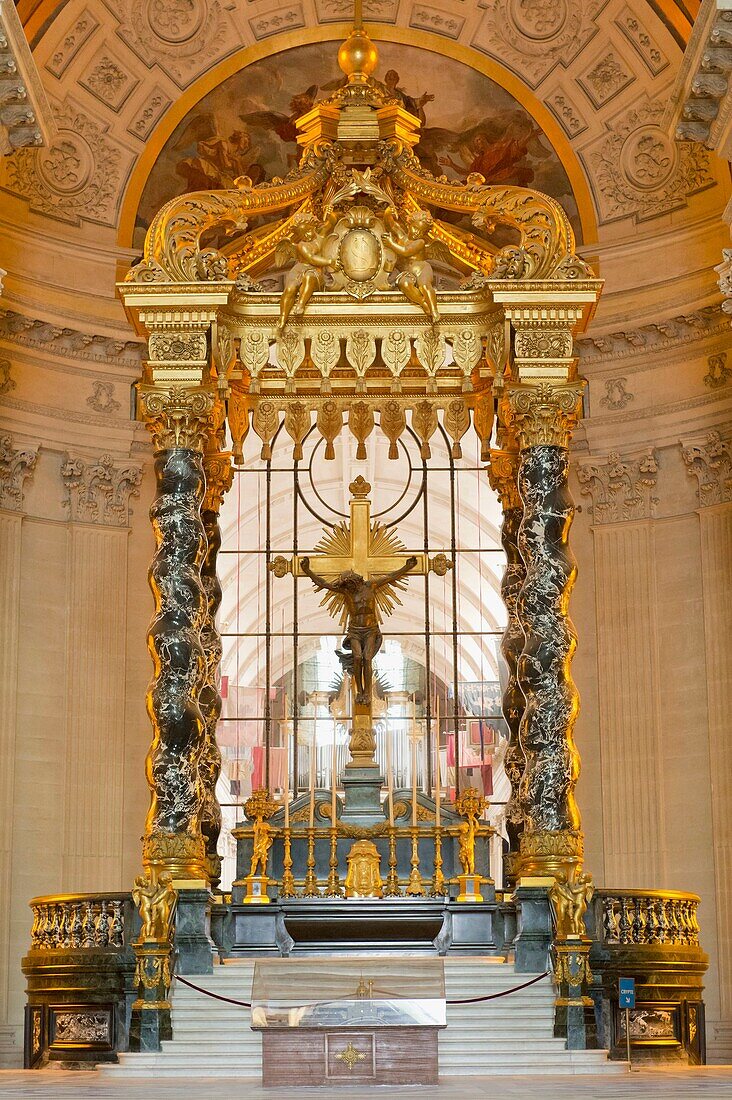 France, Paris 7th district, Invalides, The church Saint Louis des Invalides, built between 1677 and 1706, Architect: Jules Hardouin-Mansart, The canopy of the  high altar