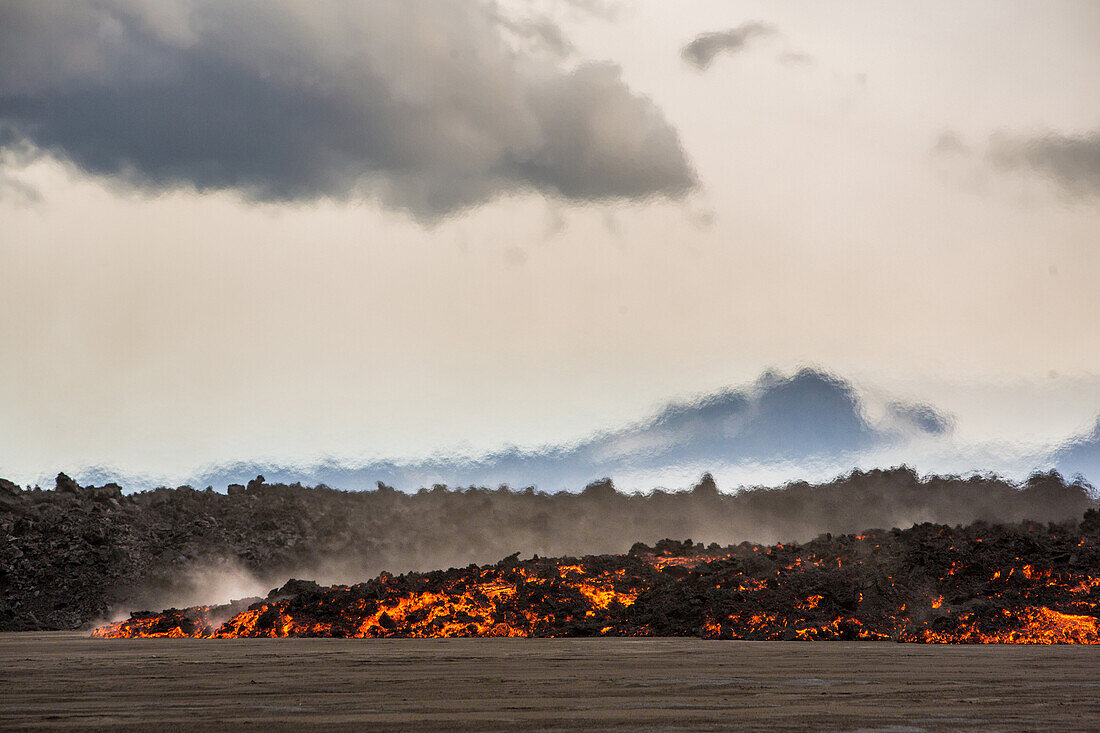 site of the eruption of the volcano holuhraun spewing out lava and toxic gasses (sulphur dioxide) over northern europe, bardarbunga volcanic system, f910, north of the glacier dyngjujokull in the glacier vatnajokull glacier, highlands, northeast iceland, 