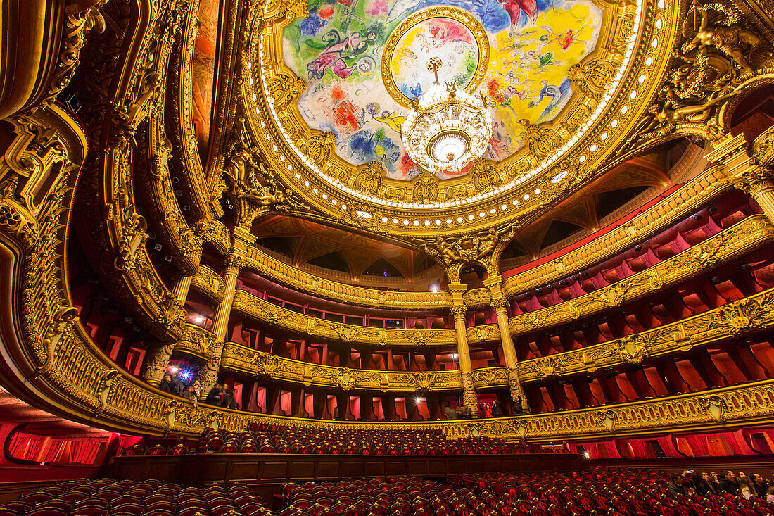 performance hall, orchestra seats in the opera garnier, palais garnier, 9th arrondissement, (75), paris, ile-de-france, france