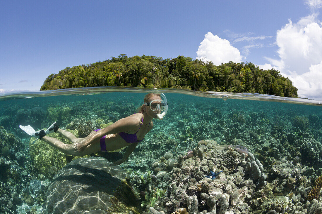 Schnorcheln im Flachwasser, Marovo Lagune, Salomonen