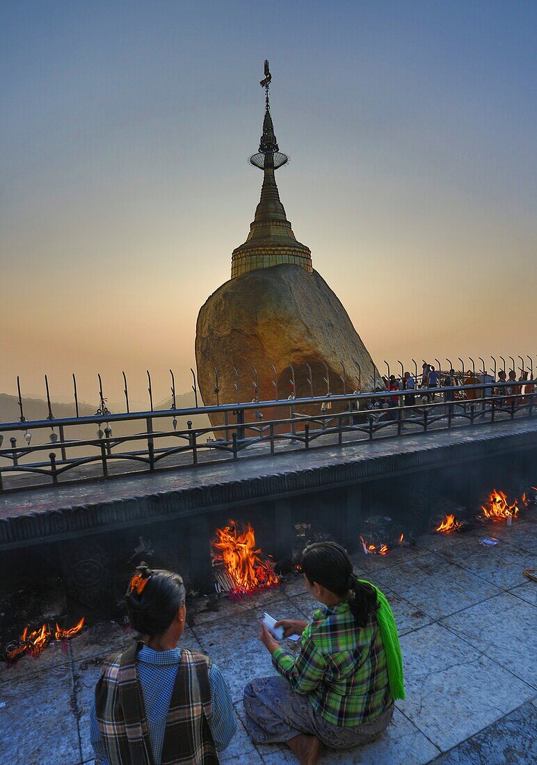 Myanmar,Mon Province, Kyaikto City, Kyaiktiyo Rock (Golden Rock)