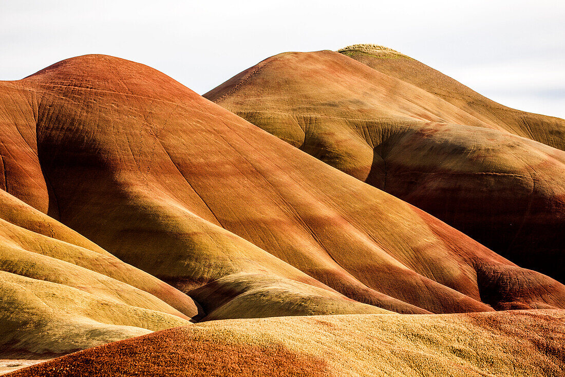 Desert hills in remote landscape, Painted Hills, Oregon, United States