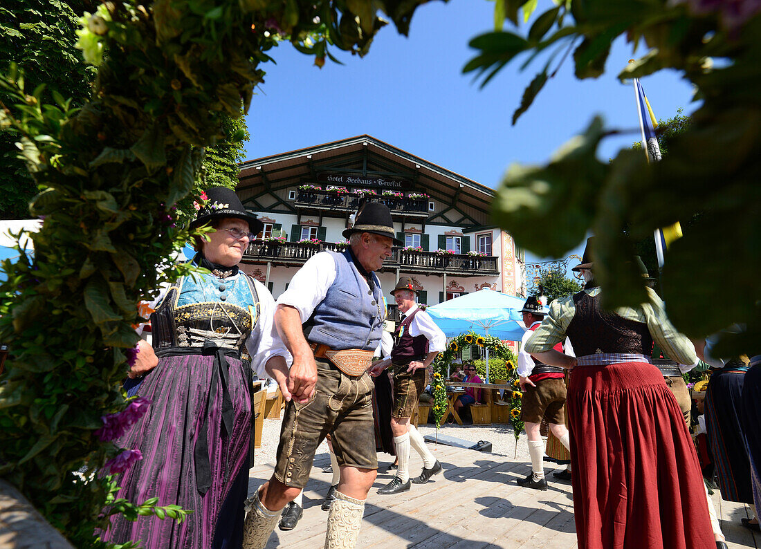 Trachtentanz in Schliersee, Oberbayern, Bayern, Deutschland