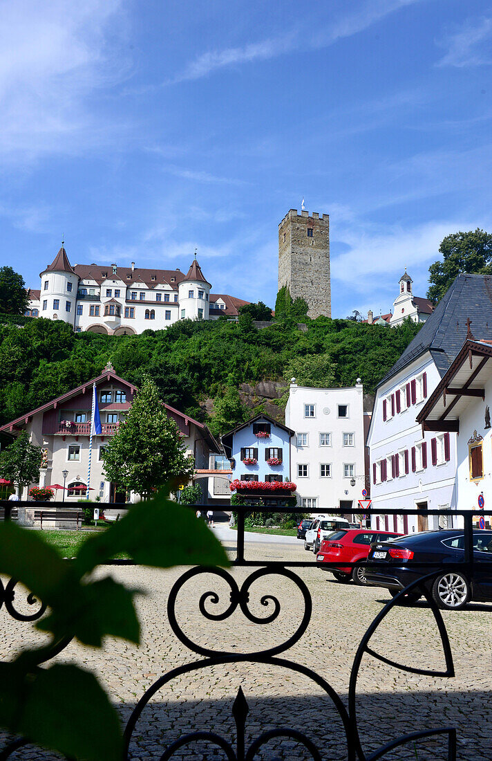 At the market place in Neubeuern in the Inn river valley, Upper Bavaria, Bavaria, Germany