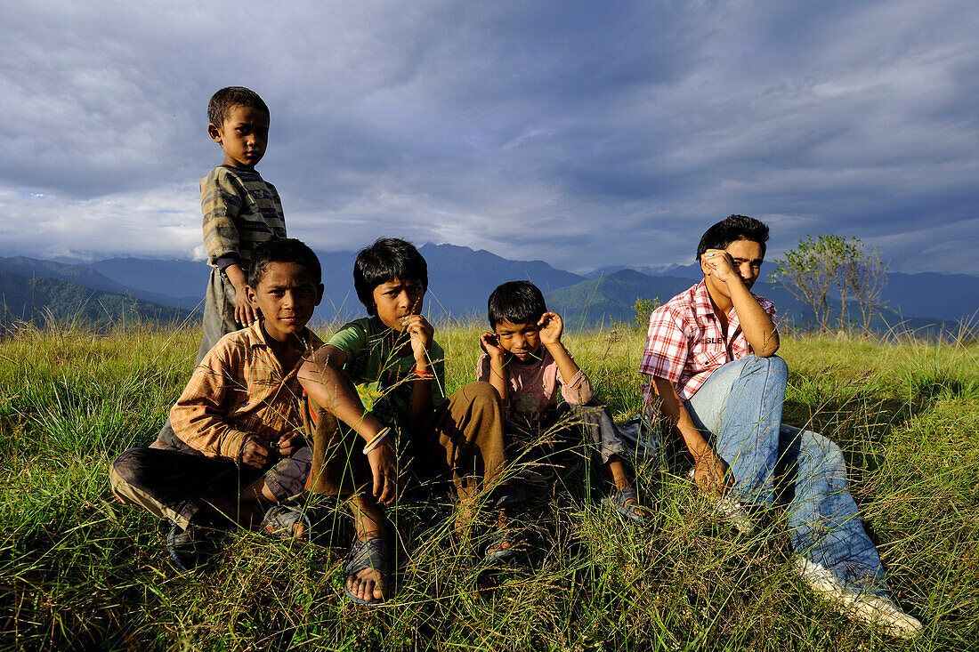Kinder in der Annapurna Region, Nepal, Asien