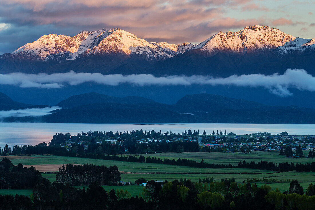 Snowcapped mountains in rural landscape, Te Anau, Southland, New Zealand