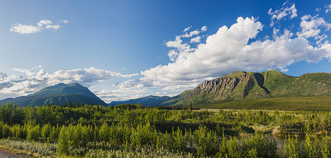 Scenic view of near Kluane Lake, Yukon Territory, Canada, Summer