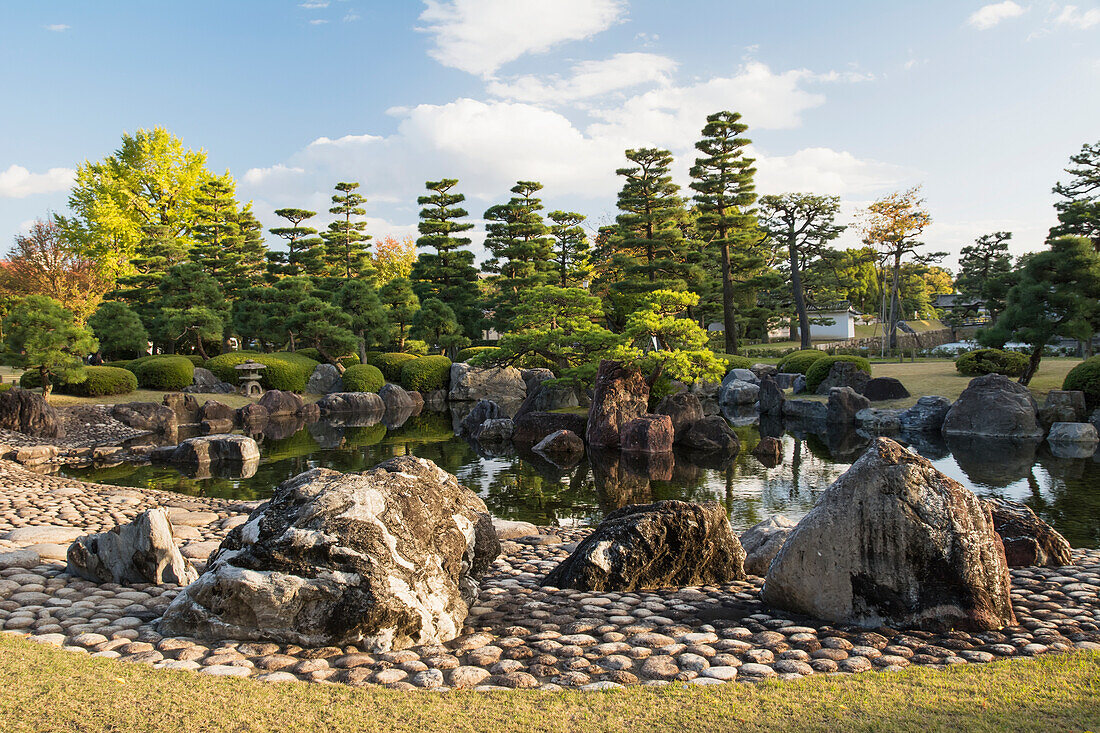 Japanese Imperial Gardens, Kyoto, Japan – License Image – 71070670 