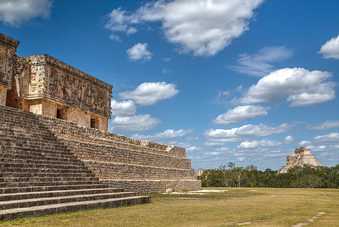 Palace of the Governor, Uxmal, Mayan archaeological site, UNESCO World Heritage Site, Yucatan, Mexico, North America