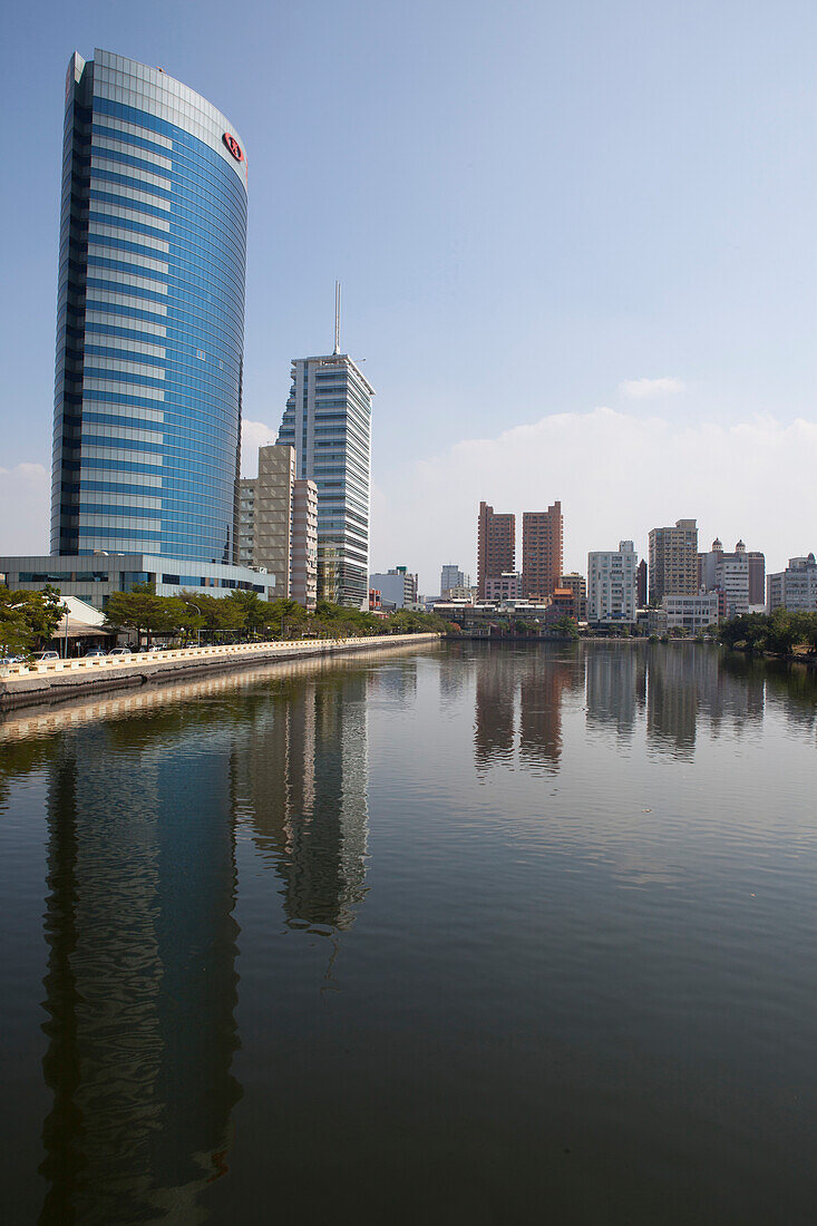Moderne Hochhäuser in Tainan, Taiwan, Republik China, Asien
