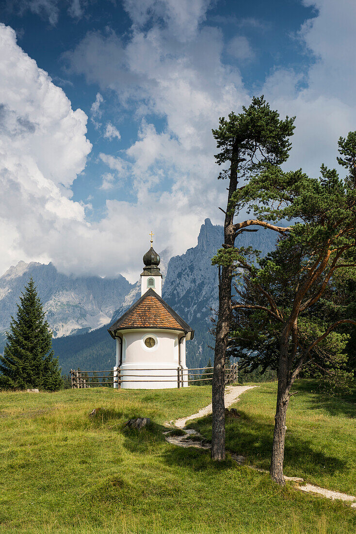 Maria Königin chapel, Lautersee near Mittenwald, Upper Bavaria, Bavaria, Germany