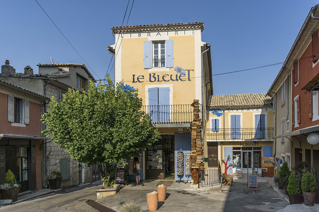 Le Bleuet, Beruehmter Buchladen in Banon, Provence-Alpes-Côte d’Azur, Frankreich