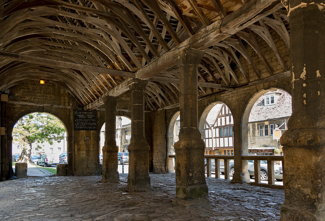 Market Hall dating from 1627, Chipping Campden, Gloucestershire, Cotswolds, England, United Kingdom, Europe