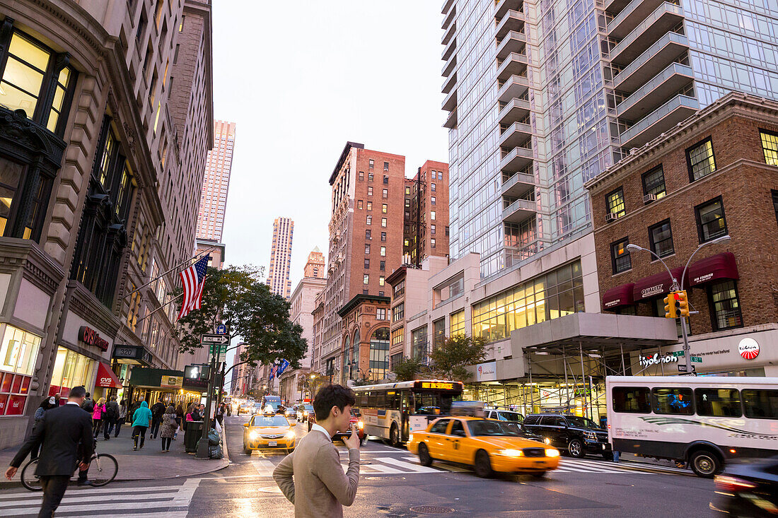 5th Avenue, E 32 Street, street corner, man smoking, yellow cab, taxi, Manhattan, New York City, USA, America