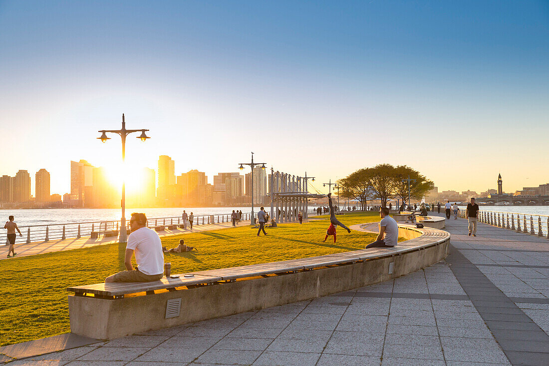 Pier 45, Hudson River Park, view over the Hudson river to New Jersey, Greenwich Village, Manhattan, New York City, USA, America