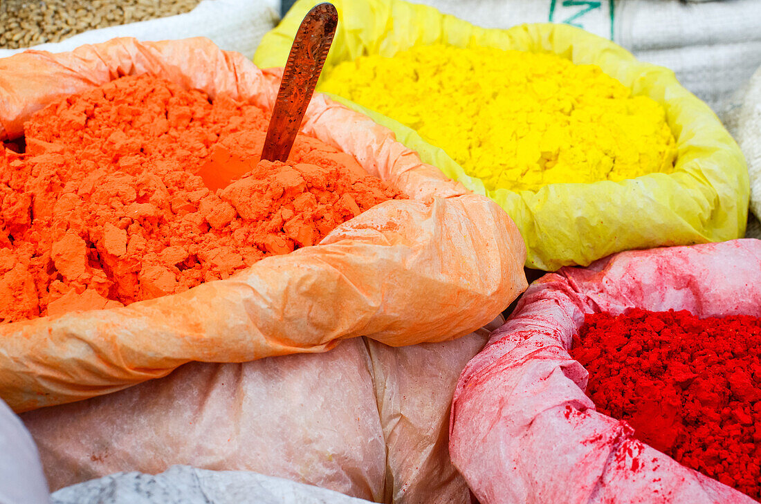 Color powder in Kathmandu, Nepal, Himalaya, Asien