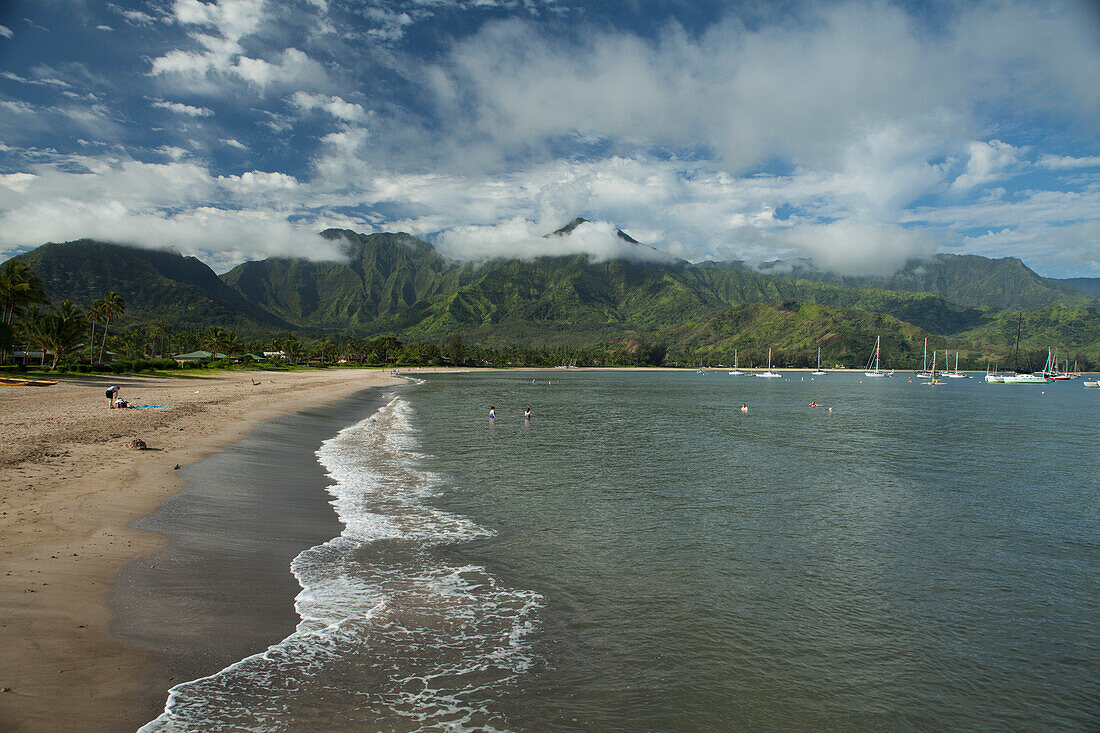 Sailboats and Hanalei Beach in the bay and valley, Hanalei, Kauai, Hawaii, United States of America