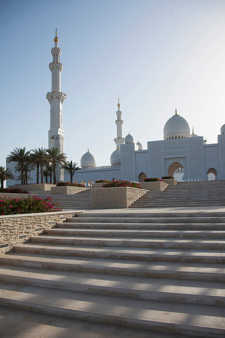 Steps leading to ornate domed building, Abu Dhabi, Abu Dhabi Emirate, United Arab Emirates