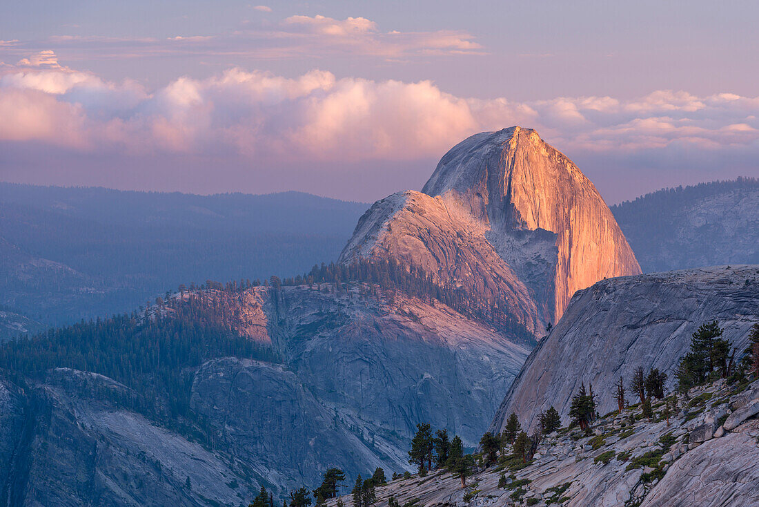 Last light on Half Dome, photographed from Olmsted Point, Yosemite National Park, UNESCO World Heritage Site, California, United States of America, North America