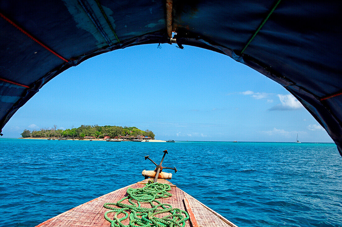 Approximation boating  to Changuu Prison Island of Zanzibar.