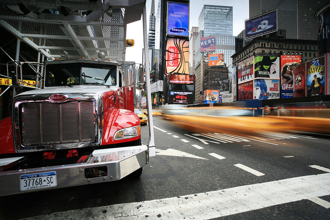 Times Square, theater district, Midtown, Manhattan, New York, USA