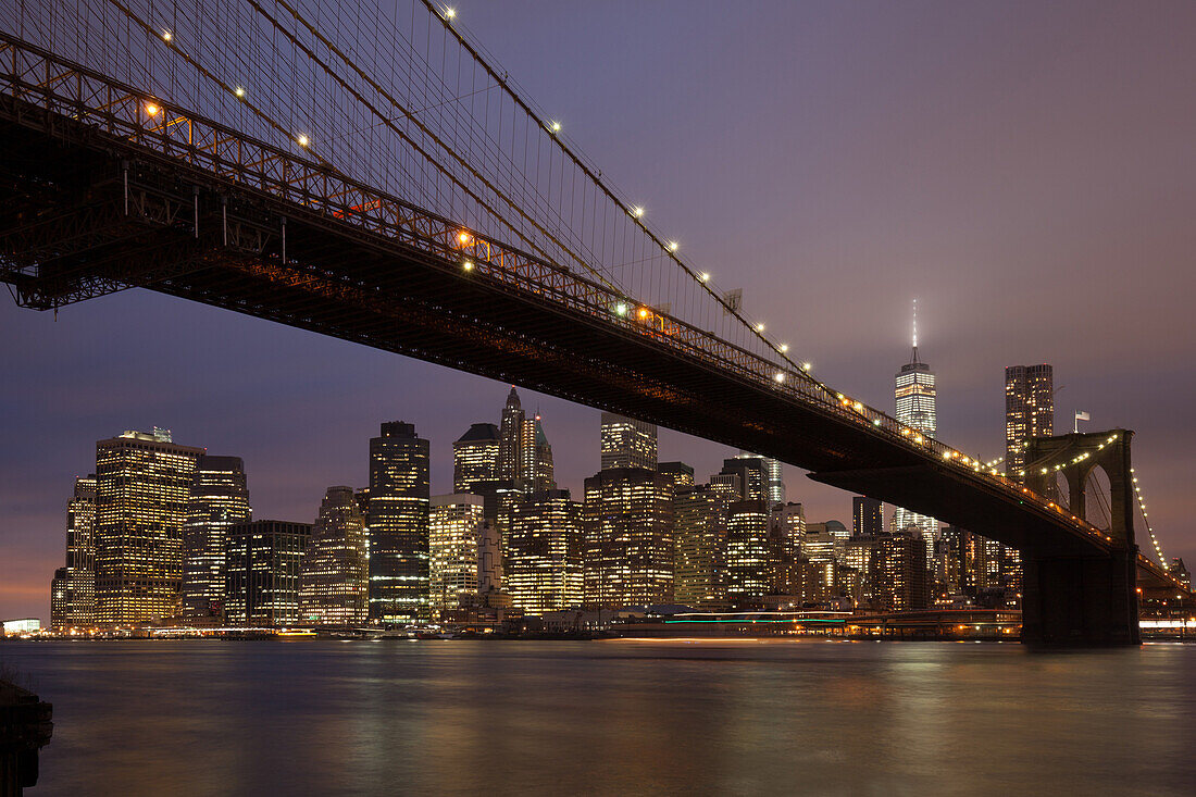 Brooklyn Bridge, Downtown, new World Trade Center, East River, Manhattan, New York, USA