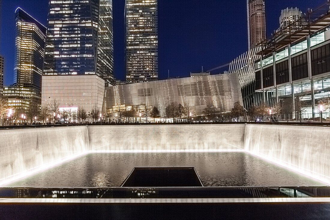 World Trade Center Memorial, Downtown, Manhattan, New York, USA