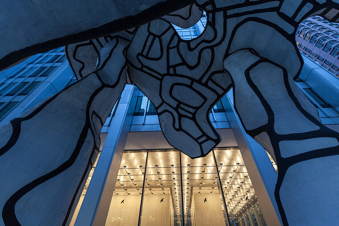 Modern sculpture, Financial District, Downtown, Manhattan, New York, USA
