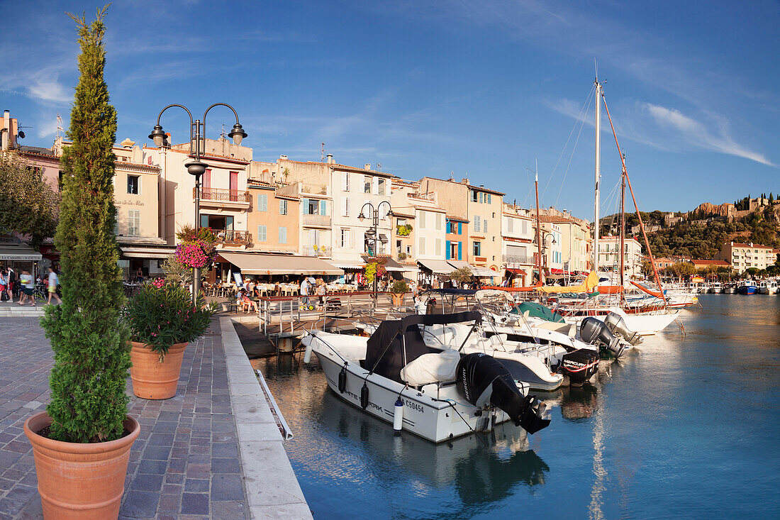 Cassis, Provence, Provence-Alpes-Cote d'Azur, Southern France, France, Mediterranean, Europe