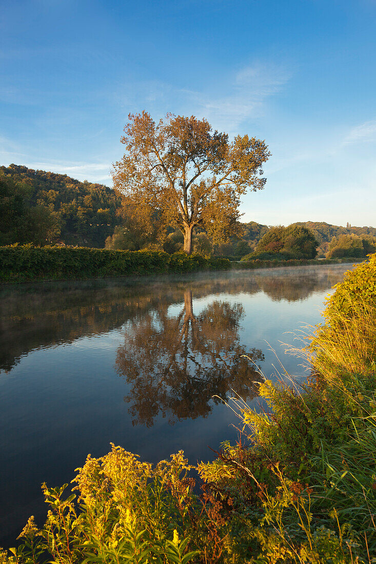 Ruhrtal bei Hattingen, Ruhrgebiet, Nordrhein-Westfalen, Deutschland