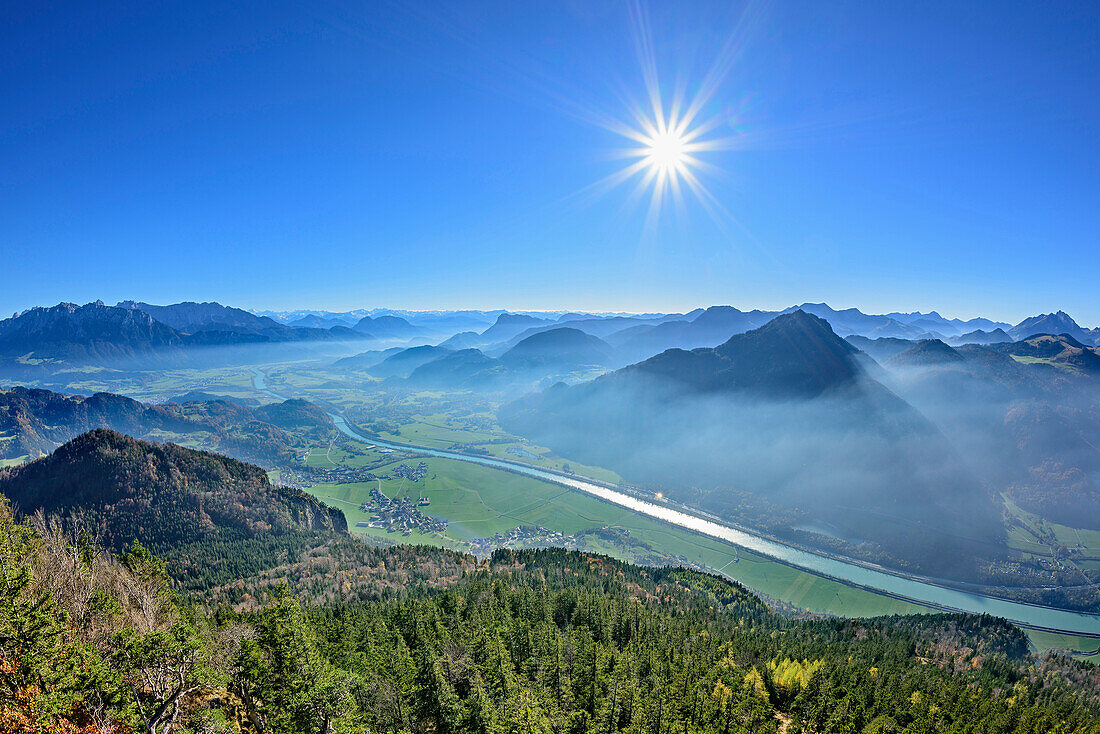 Kaisergebirge, Inntal und Mangfallgebirge mit Wildbarren, Blick vom Kranzhorn, Kranzhorn, Chiemgauer Alpen, Oberbayern, Bayern, Deutschland