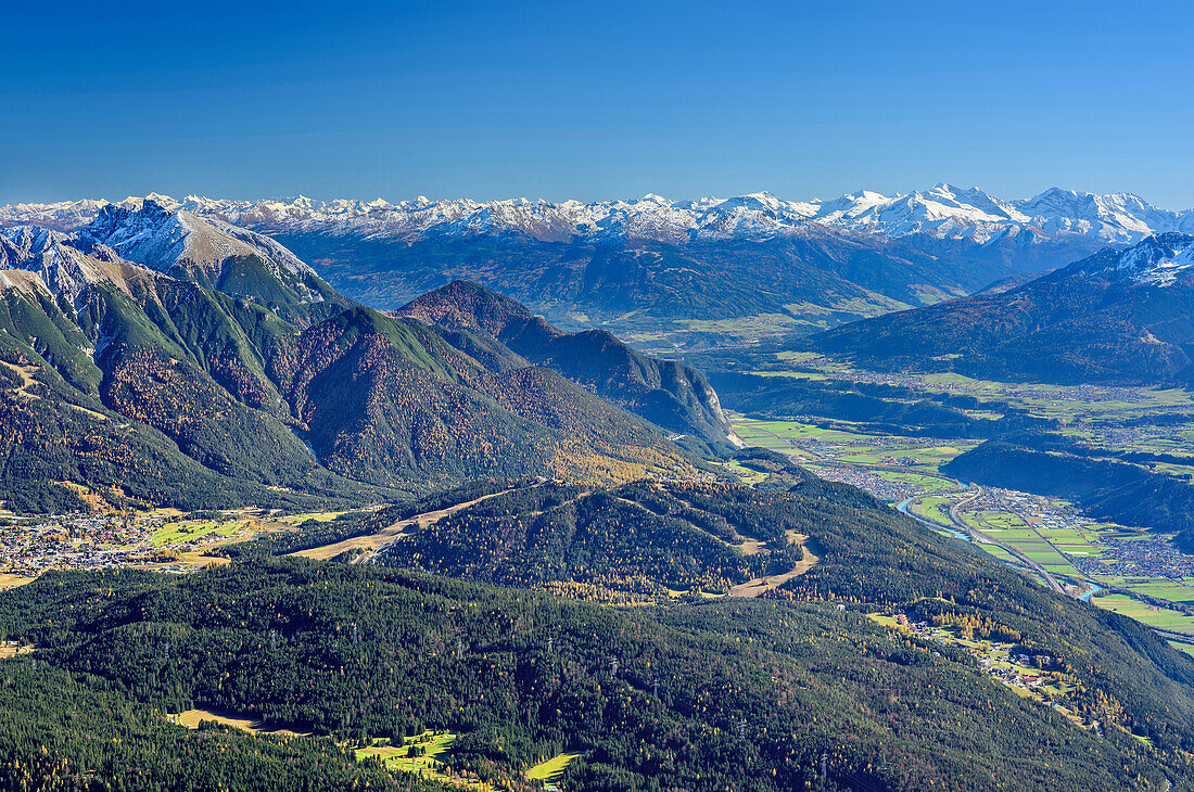 View towards Karwendel, valley of Inn, Tuxer Alps and Zillertal Alps, view from Hohe Munde, Hohe Munde, Mieming Range, Tyrol, Austria