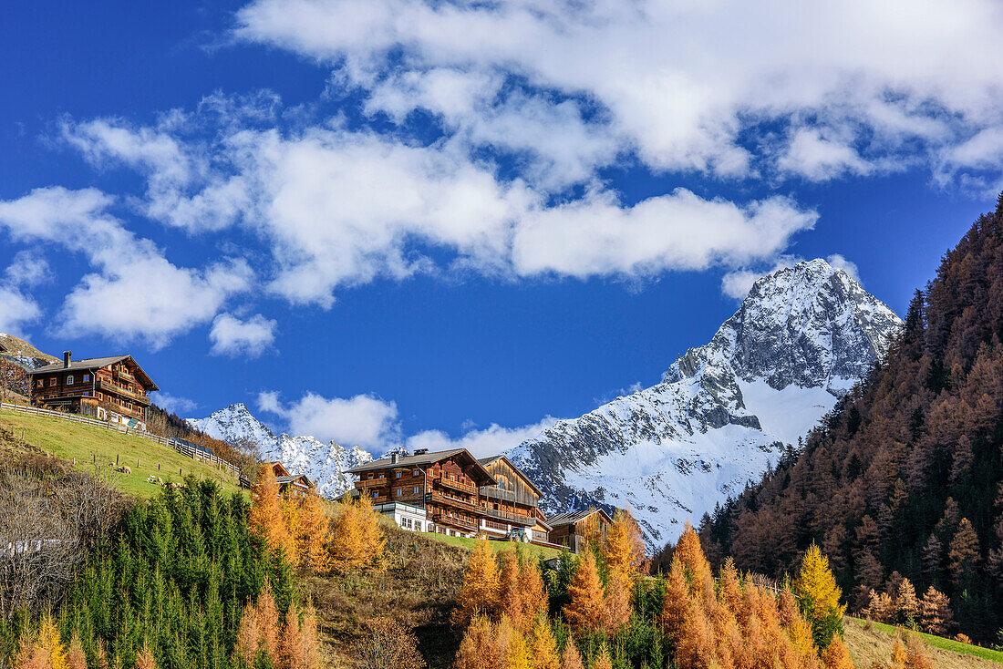 Bergbauernhöfe mit Glödis, Lesachtal, Schobergruppe, Hohe Tauern, Nationalpark Hohe Tauern, Osttirol, Tirol, Österreich