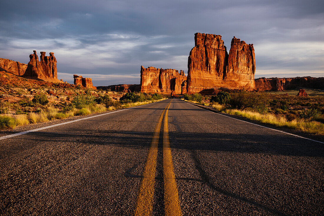 View of Courthouse Towers, The Organ and Three Gossips at dawn, Arches National Park, Utah, United States of America, North America