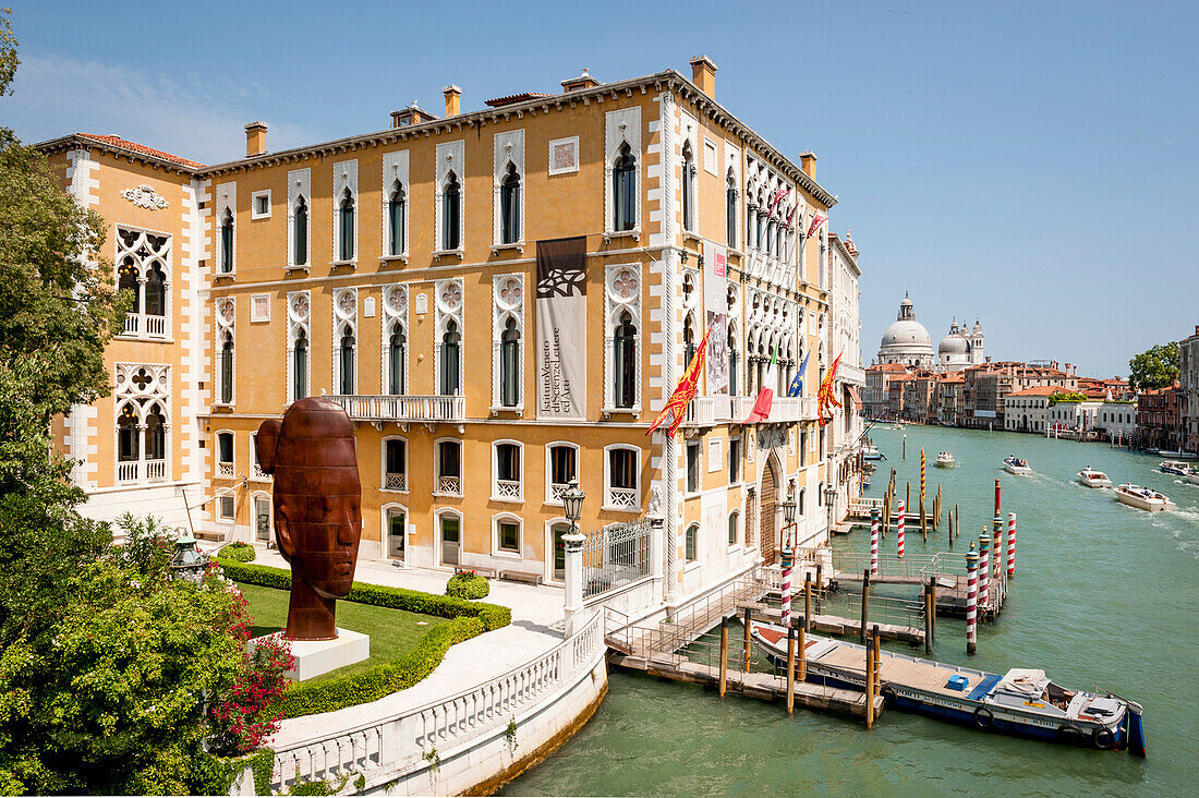 Canal Grande, Ponte dell´Accademia, Palazzo Cavalli-Franchetti, Basilika della Salute, Venice, Italy, Europe