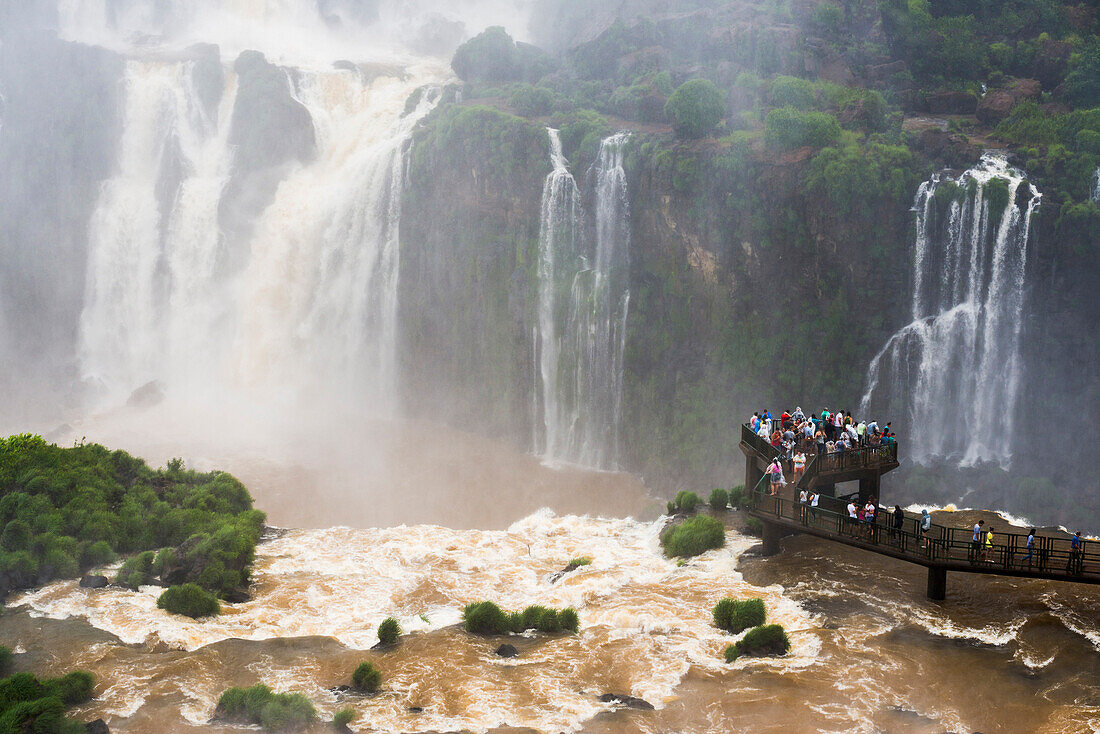 Iguazu Falls, Brazil side, UNESCO World Heritage Site, viewing platform for Devils Throat, border of Brazil Argentina and Paraguay, South America