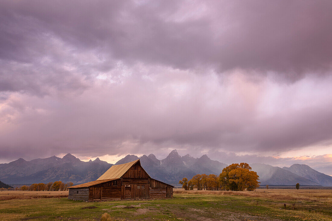 TA Moulton Barn, Mormon Row, Grand Tetons National Park, Wyoming, United States of America, North America